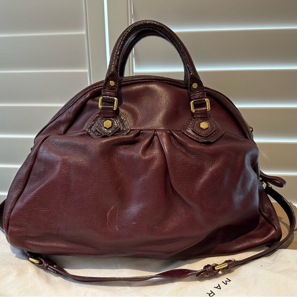 Marc By Marc Jacobs Maroon Leather Bowling Bag with Gold Hardware - Picture 10 of 10